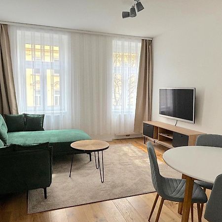 Traumhafte Wohnung Fuer 3, Grosszuegig, Walk In Dusche Відень Екстер'єр фото